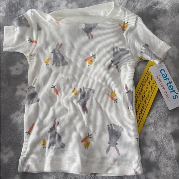 Adorable Bunny Print Baby Outfit - Picture 1 of 3